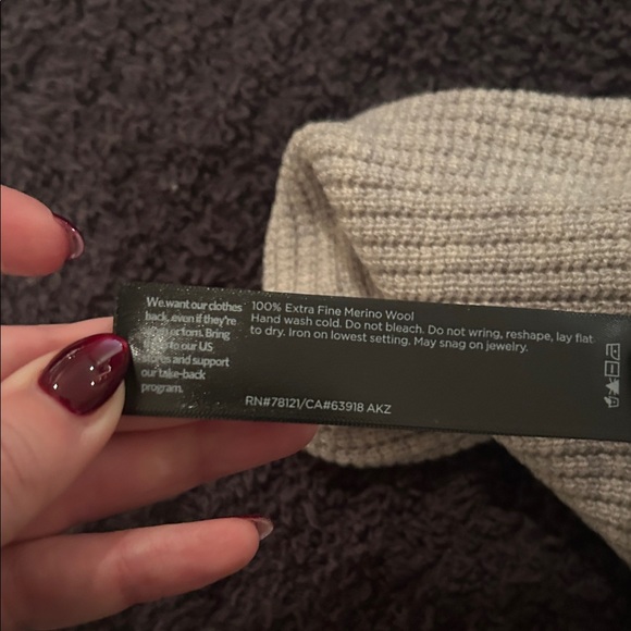 Eileen Fisher Grey Merino Wool Beanie - Picture 4 of 4